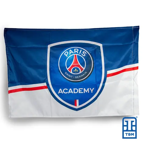 Bandeira personalizada para evento — trabalho da T&M