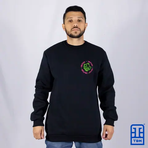 Moletom básico personalizado para faculdade ou atlética — trabalho da T&M