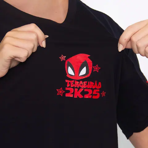 Camiseta personalizada para turma de escola — trabalho da T&M