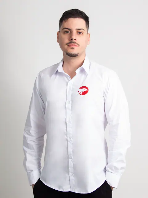 Camisa social personalizada para empresa — trabalho da T&M