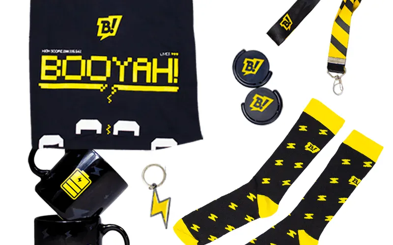 Kit BOOYAH! com camiseta, meias, caneca, cordão e chaveiros
