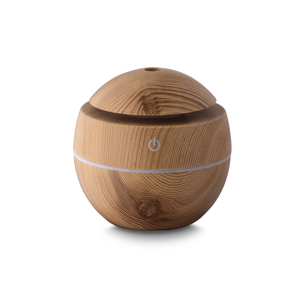 Umidificador na cor Madeira, personalizado com a logo da empresa