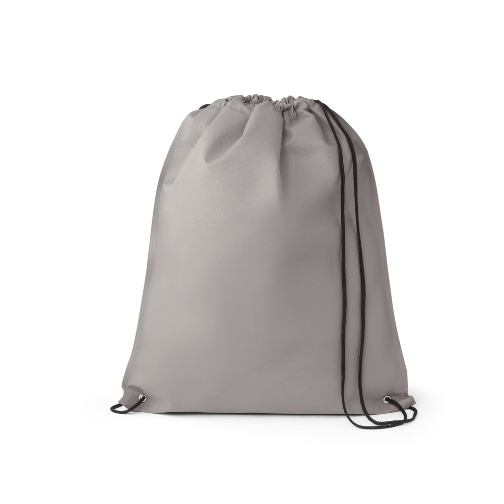 Sacola tipo mochila em non-woven (80 g/m²) termo-selado personalizada com a logo da empresa, na cor cinza