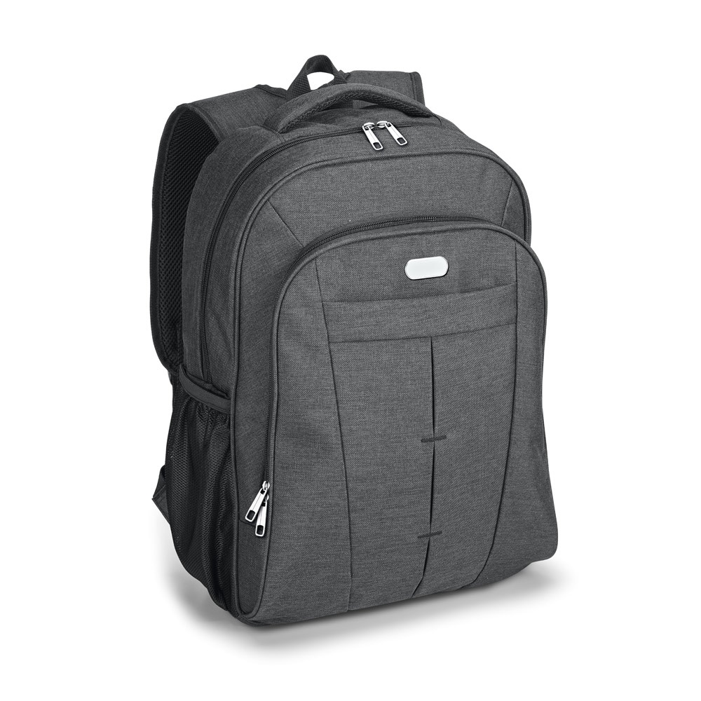 Mochila para notebook 17" 24 litros em 600D de alta densidade na cor Cinza escuro, personalizada com a logo da empresa