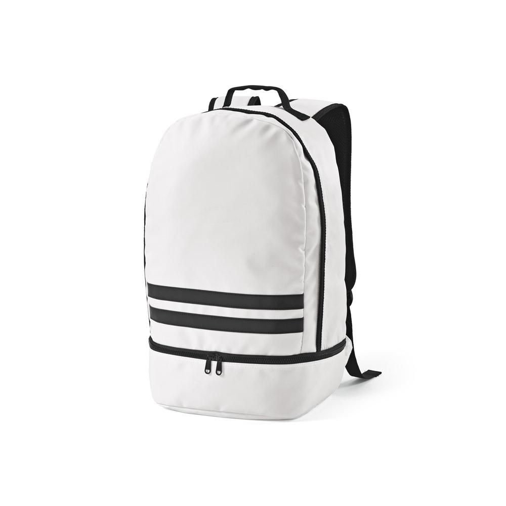 Mochila 25 litros em RPET 290T com compartimento para sapatos personalizada com a logo da empresa, na cor branco