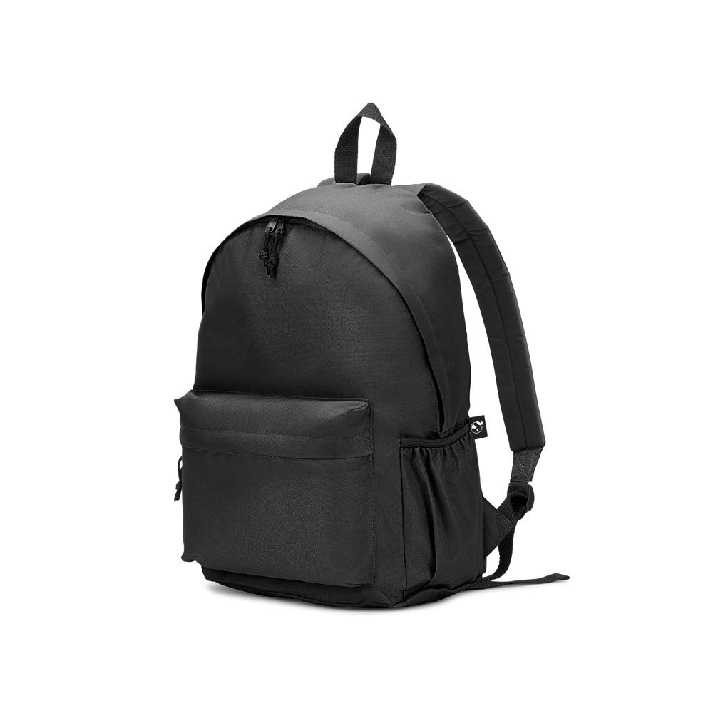 Mochila em poliéster reciclado 600D com bolso frontal espaçoso na cor Preto, personalizada com a logo da empresa