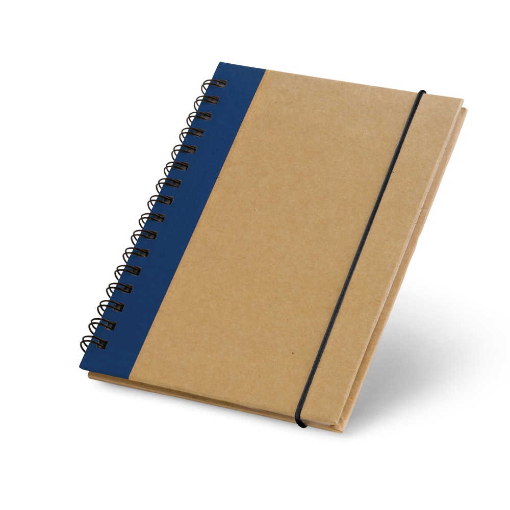 Caderno A6 de capa dura em cartão, com páginas lisas recicladas na cor Azul, personalizado com a logo da empresa