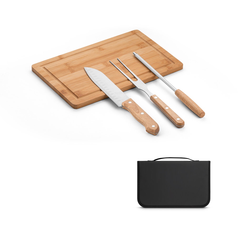 Kit churrasco com tábua de bambu e 3 utensílios em estojo 210D personalizado com a logo da empresa