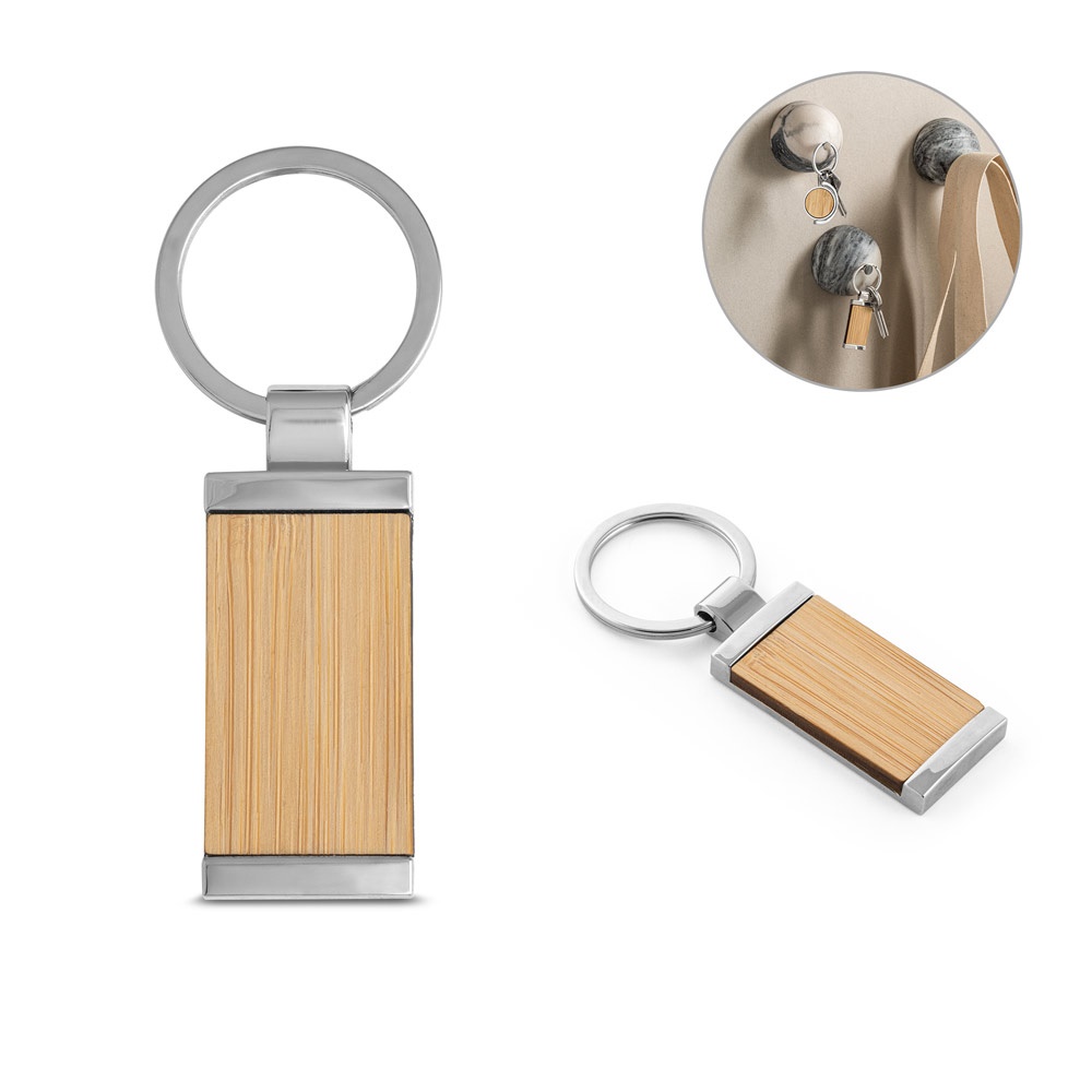 Chaveiro retangular em bambu personalizado com a logo da empresa