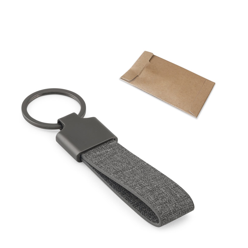 Chaveiro em metal e PET 30% reciclado personalizado com a logo da empresa