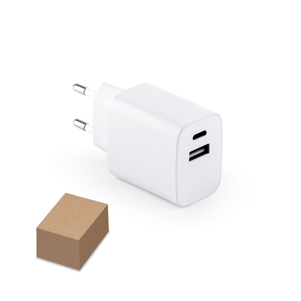 Adaptador de tomada USB-A 18 W e USB-C 20 W em ABS reciclado personalizado com a logo da empresa