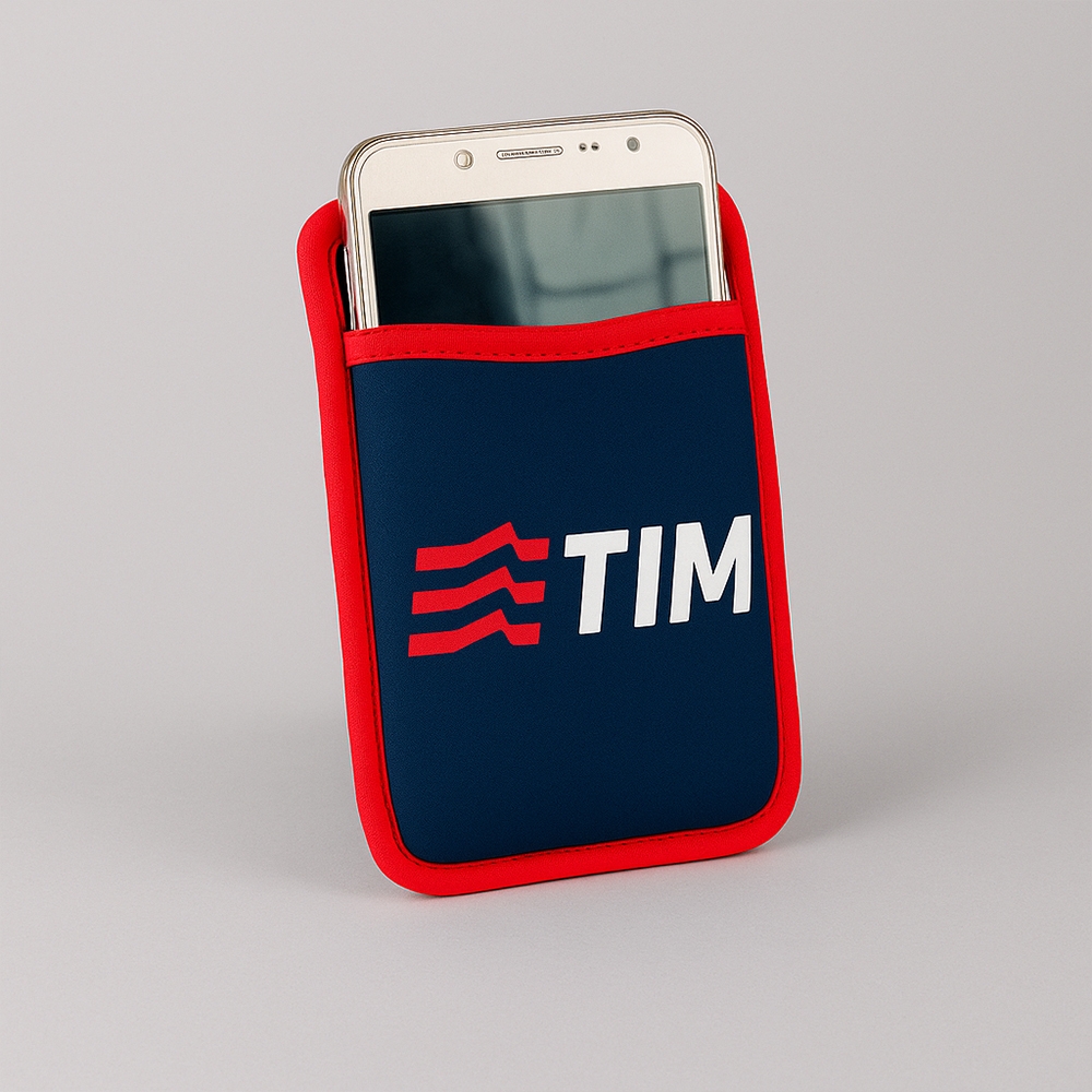 Capa Para Celular Plus personalizada com a logo da empresa