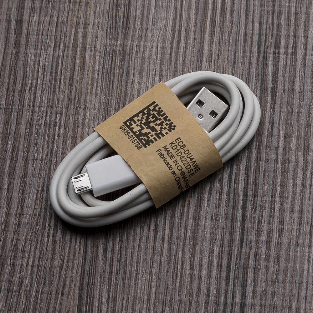Cabo de dados USB v8 personalizado com a logo da empresa