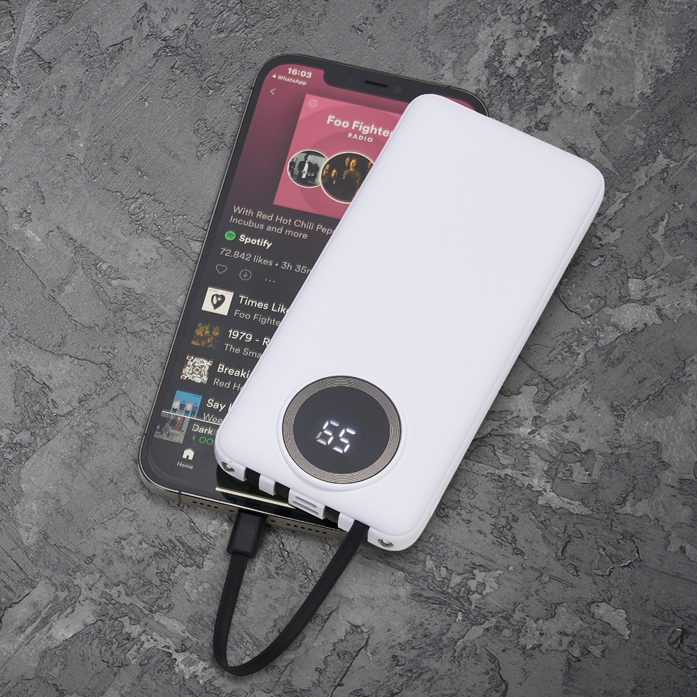 Power bank 10.000 mAh multissaídas com display personalizado com a logo da empresa