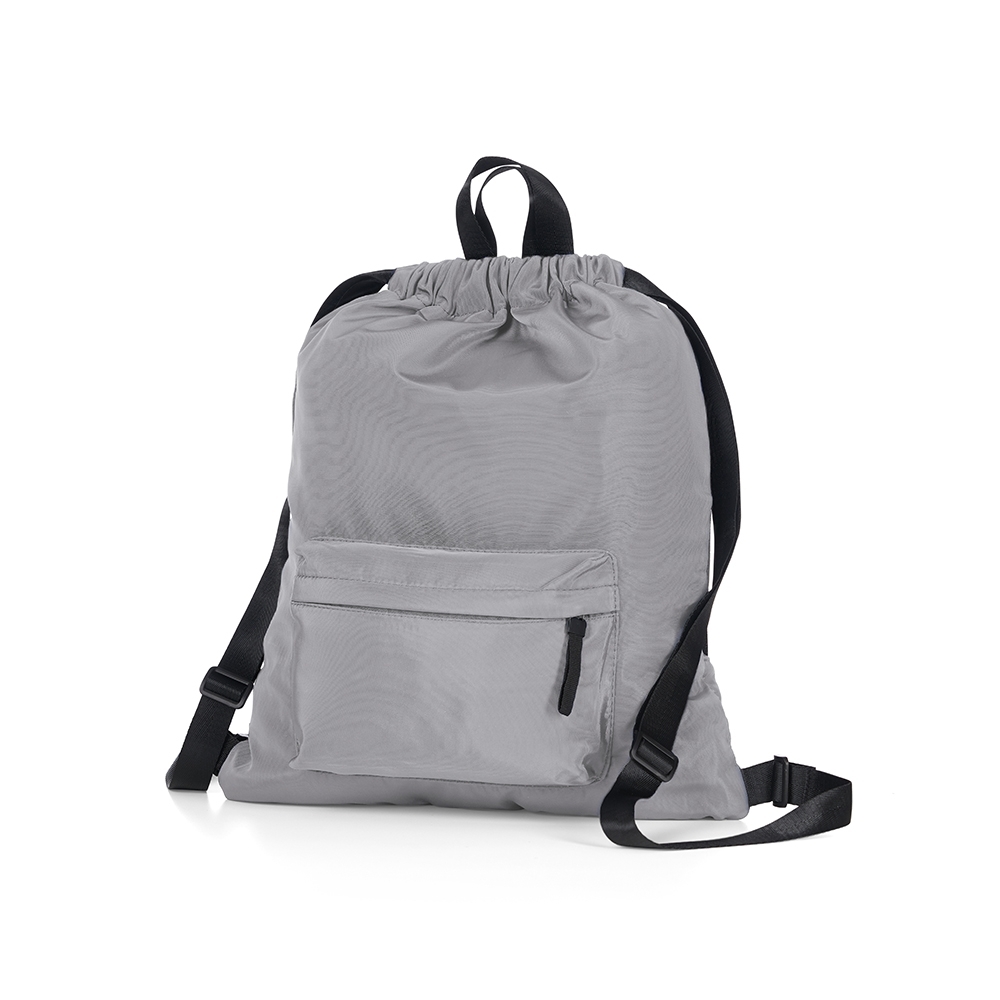 Sacochila poliéster 14 litros com bolso frontal na cor Cinza, personalizada com a logo da empresa