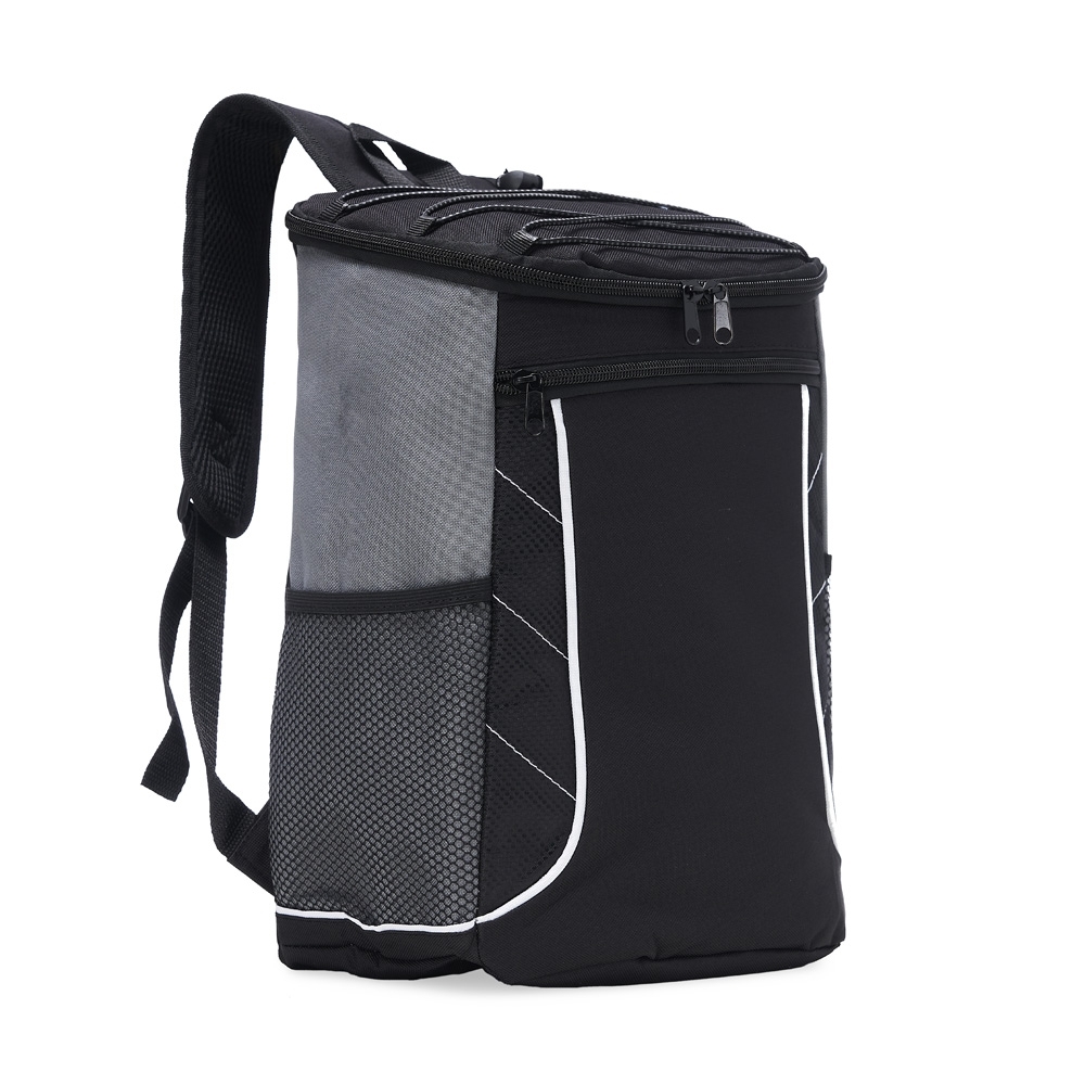 Bolsa térmica 19 litros de poliéster com 2 compartimentos na cor Preto, personalizada com a logo da empresa