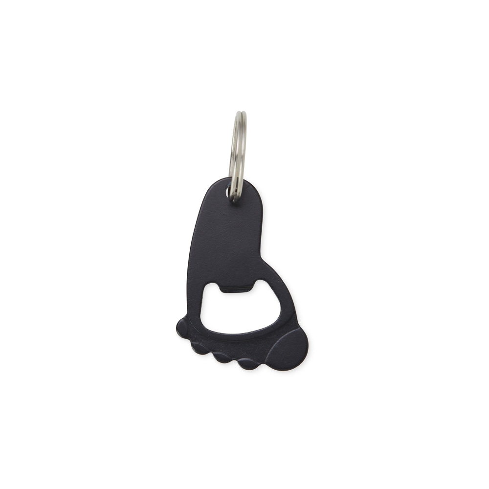 Chaveiro abridor de metal em formato de pé na cor Preto, personalizado com a logo da empresa