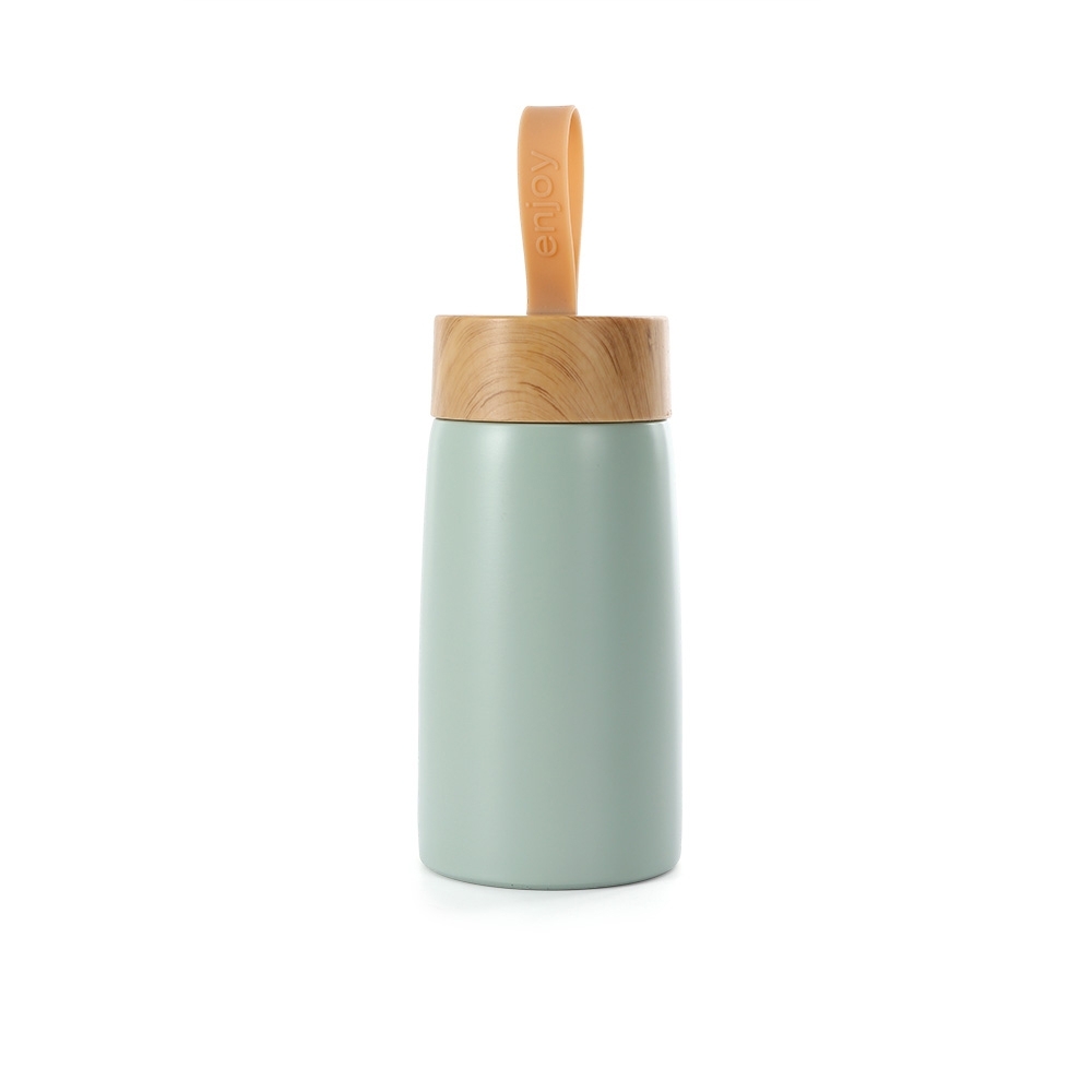 Garrafa inox parede dupla 250 ml com alça personalizada com a logo da empresa, na cor verde / bege
