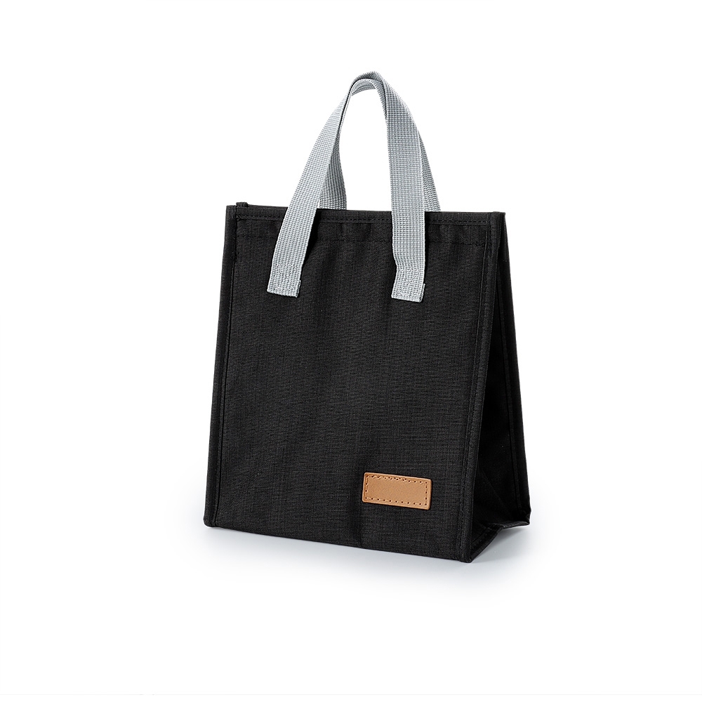 Bolsa térmica 6 litros de tecido oxford impermeável na cor Preto, personalizada com a logo da empresa