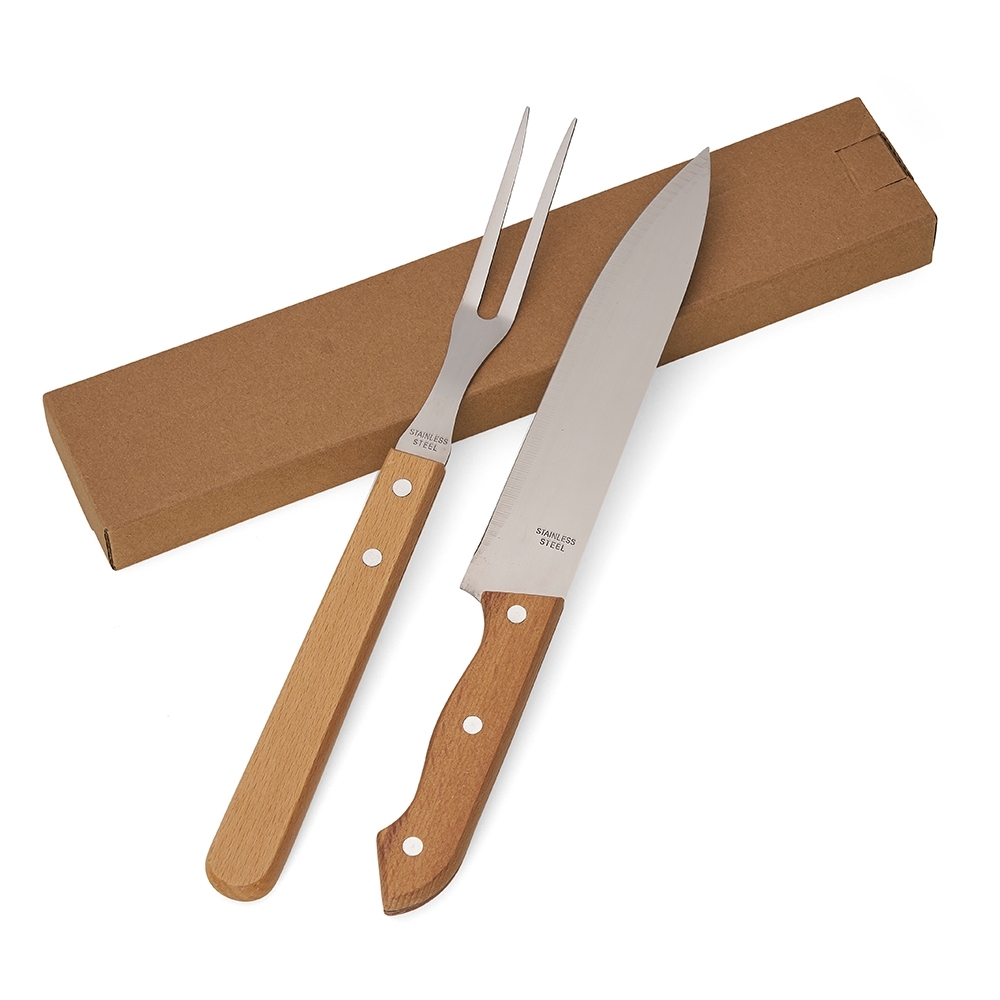 Kit churrasco 2 peças com garfo e faca em embalagem kraft personalizado com a logo da empresa