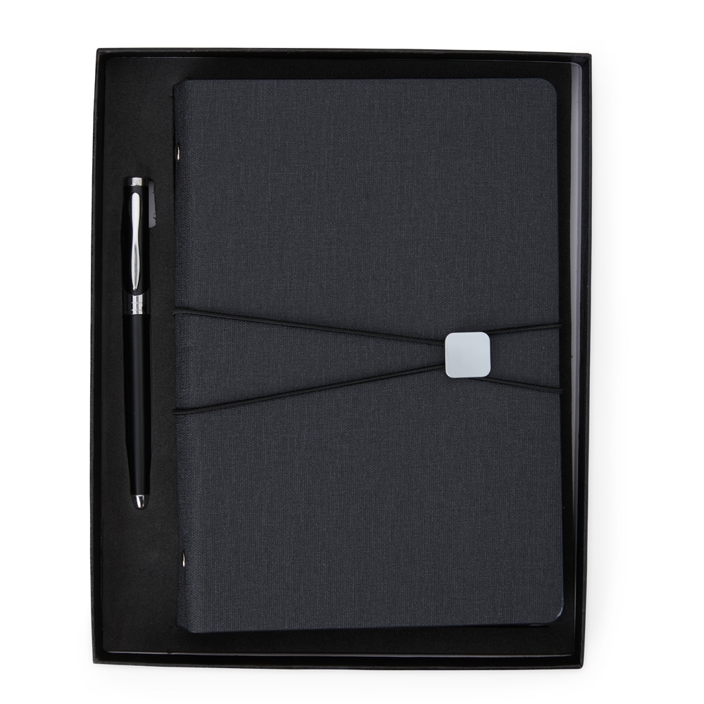 Kit executivo 2 peças com caderno fichário e caneta metálica na cor Preto, personalizado com a logo da empresa