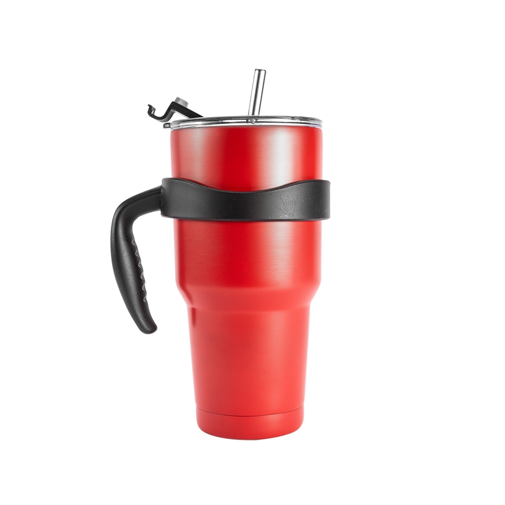 Caneca térmica inox 800 ml emborrachada com canudo personalizada com a logo da empresa, na cor vermelho / preto