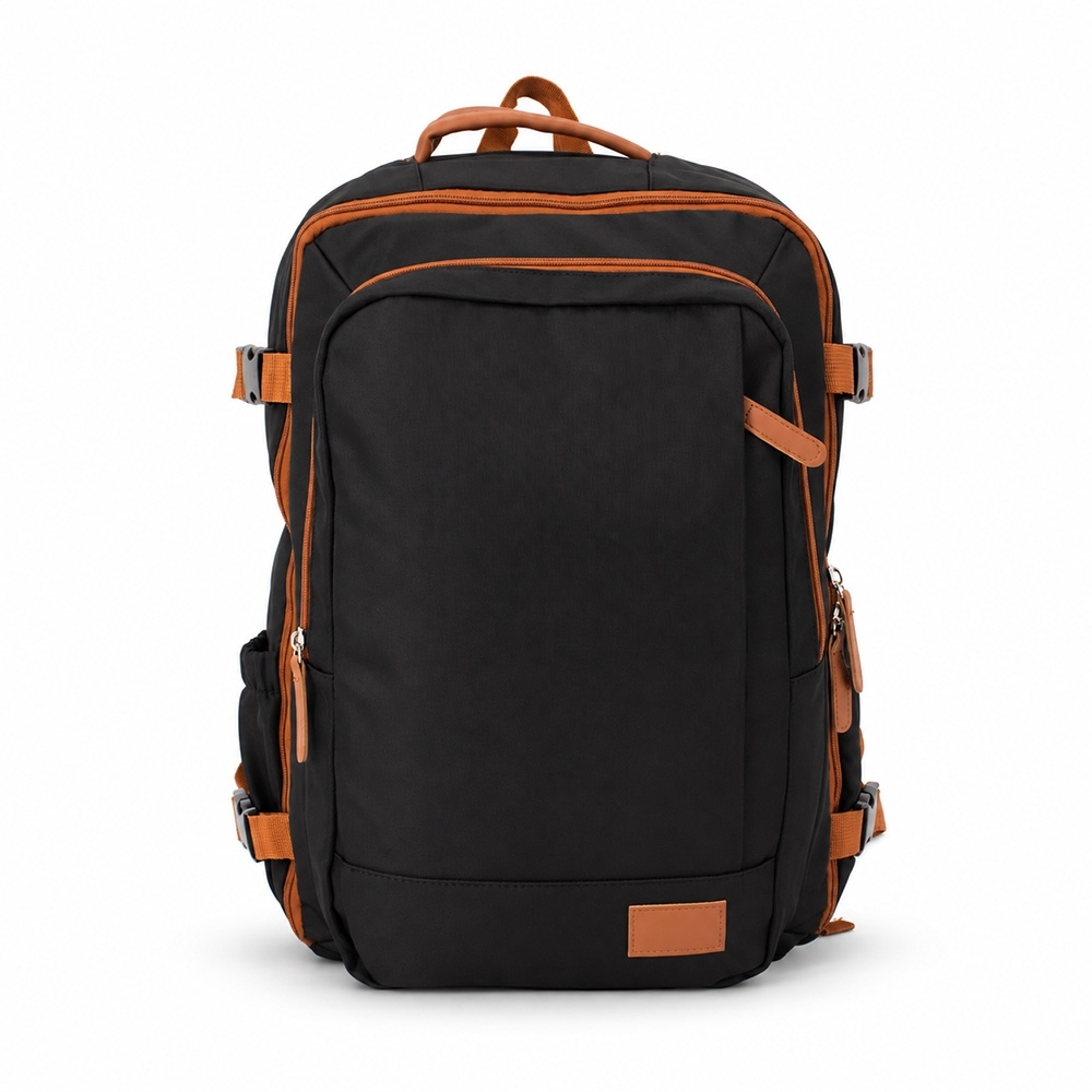Mochila de poliéster 26 litros na cor Preto, personalizada com a logo da empresa