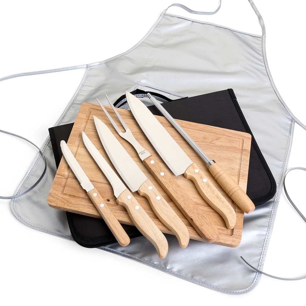Kit talheres para churrasco com 8 peças na cor Madeira, personalizado com a logo da empresa