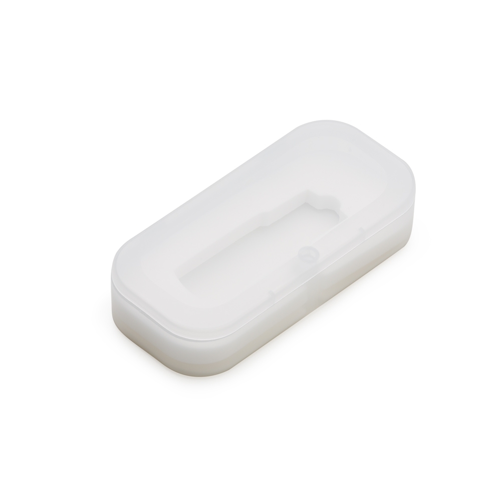 Estojo plástico para pen drive giratório na cor Transparente / Branco, personalizado com a logo da empresa