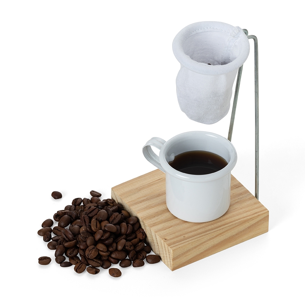 Kit de café 3 peças com xícara de metal, coador e base de madeira personalizado com a logo da empresa