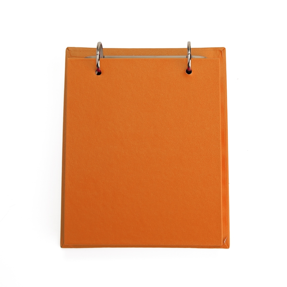 Bloco de anotações de mesa com capa dura e 150 folhas personalizado com a logo da empresa, na cor laranja