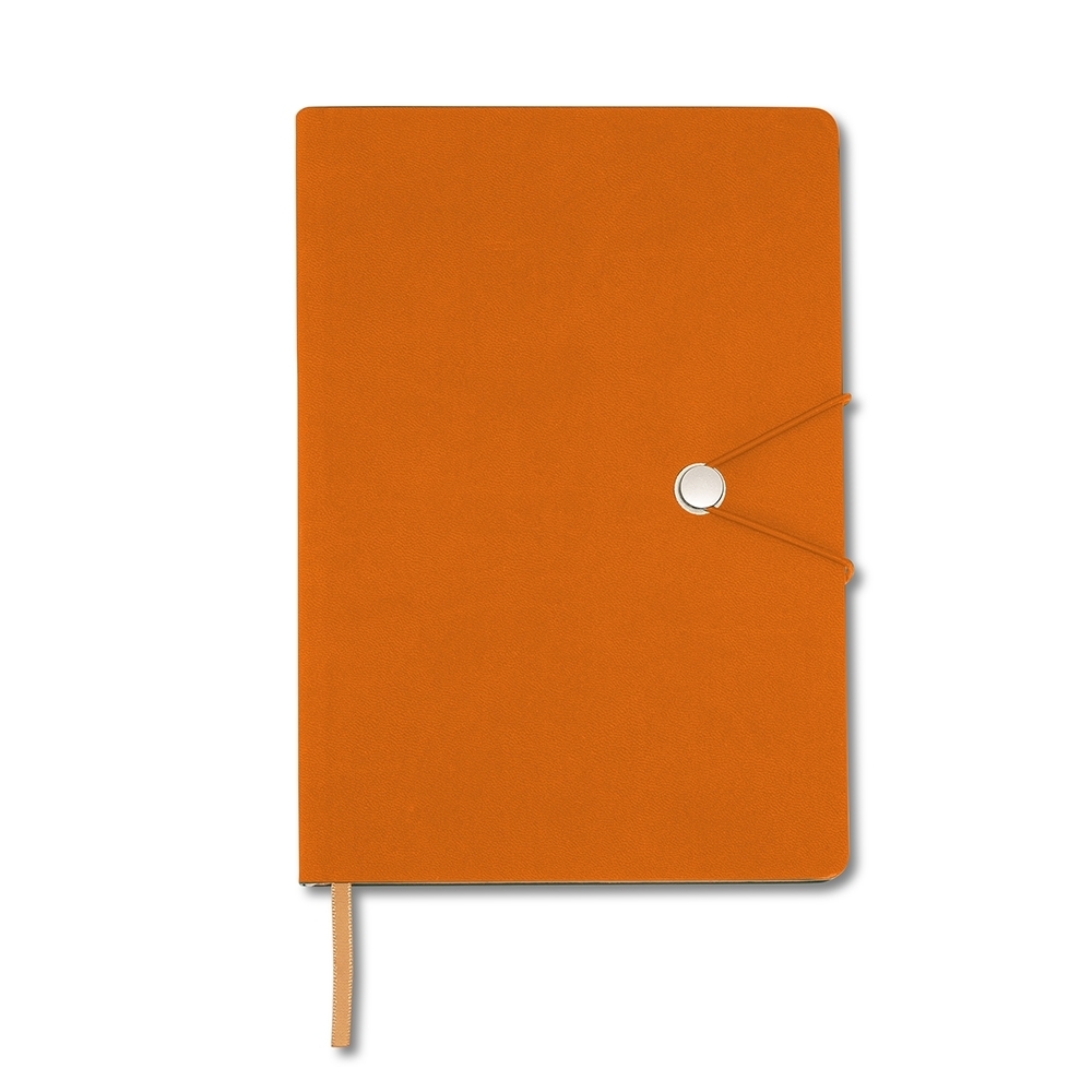Caderneta sintética com fecho e 96 folhas personalizada com a logo da empresa, na cor laranja