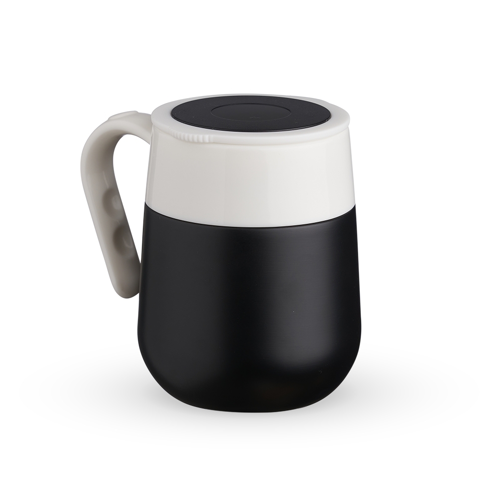 Caneca térmica inox 500 ml com display LED na cor Preto / Branco, personalizada com a logo da empresa