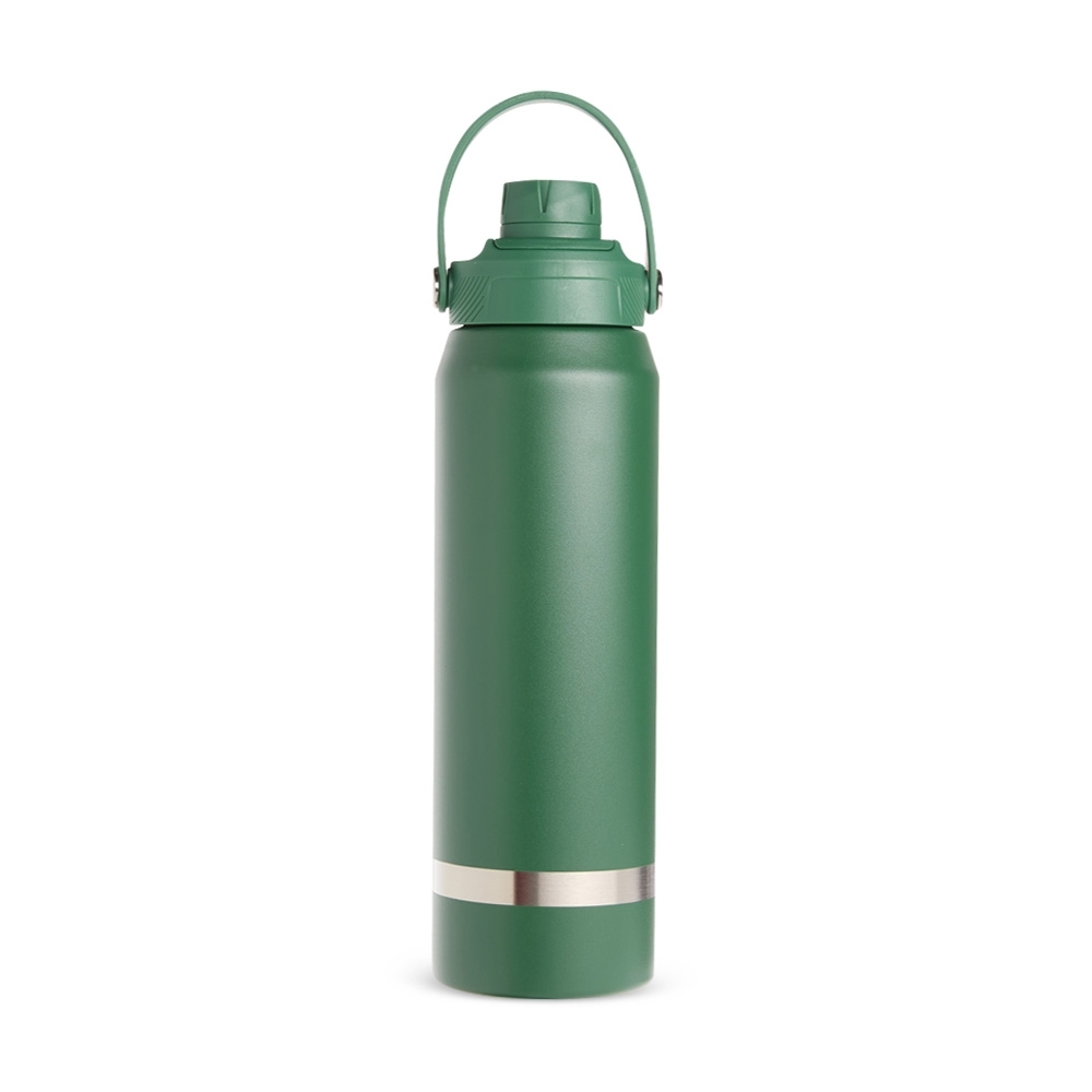 Garrafa térmica 800 ml de inox com alça em arco e anel na base personalizada com a logo da empresa, na cor verde