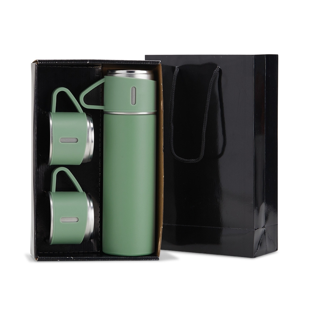 Kit garrafa térmica personalizado com a logo da empresa, na cor verde