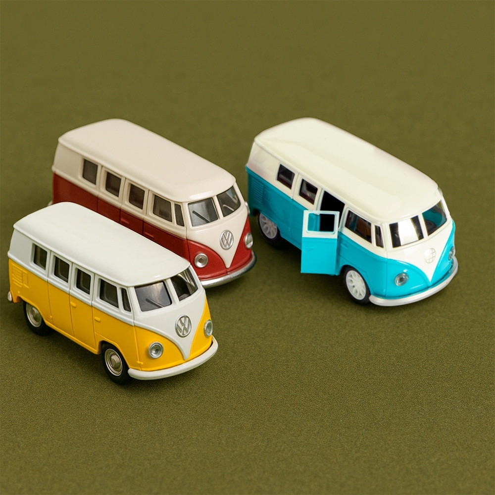 Miniatura kombi na cor Amarelo, com a logo da empresa
