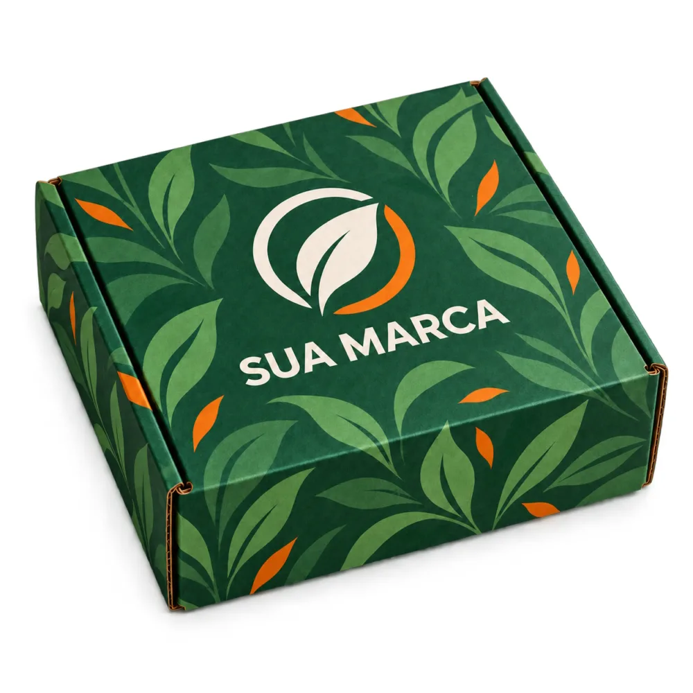 Caixa branca para kit personalizada com a logo da empresa